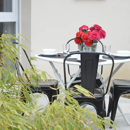 Ebene Centre Climatisation Terrasse Disneyland 4 Personnes Et 1 Bebe Bailly-Romainvilliers